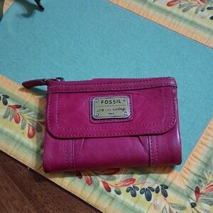 Fossil Fuchsia Leather Wallet